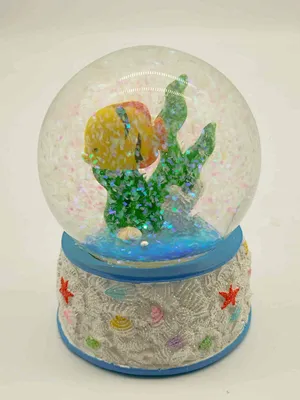 water ball-plastic christmas snow globes